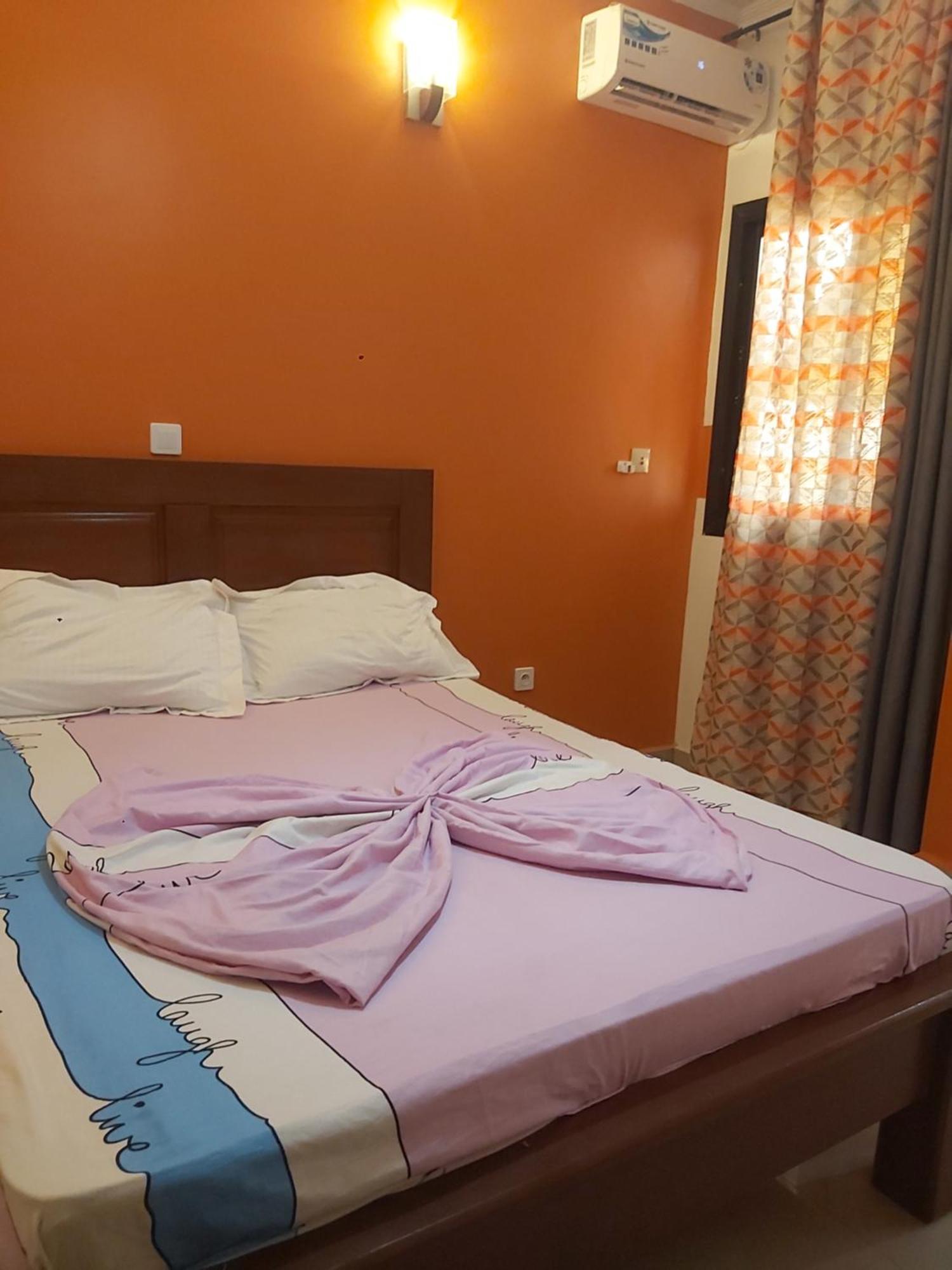 Hotel Appart B4U - Etoudi Yaoundé Zewnętrze zdjęcie